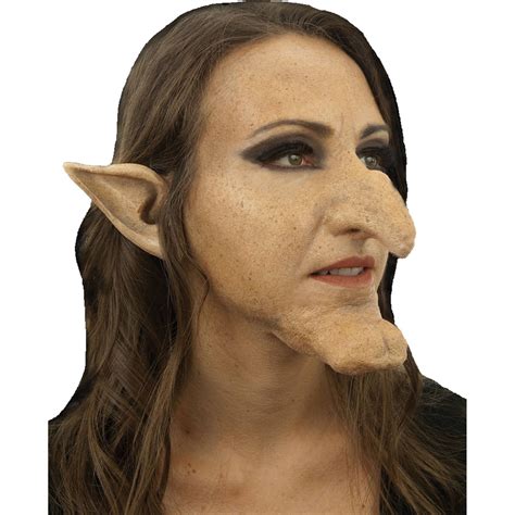 From prosthetics to makeup: Different methods for achieving a witch nose and chin alteration